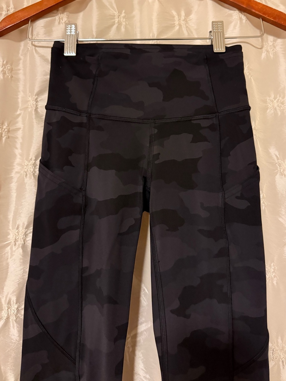 Lululemon Fast and Free Tight Leggings Non-Reflective Camo Deep Coal Black - Picture 6 of 14
